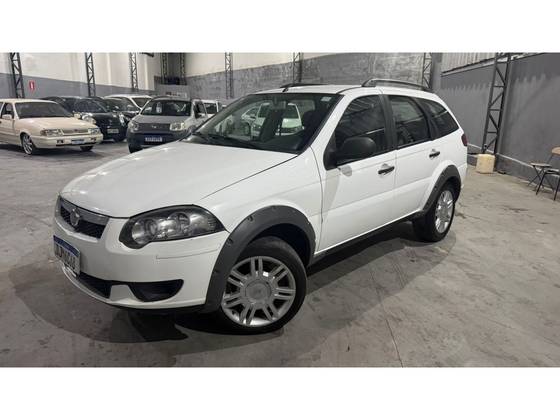 FIAT PALIO 1.6 TREKKING WEEKEND 16V FLEX 4P MANUAL FIAT PALIO 1.6 TREKKING WEEKEND 16V FLEX 4P MANUAL